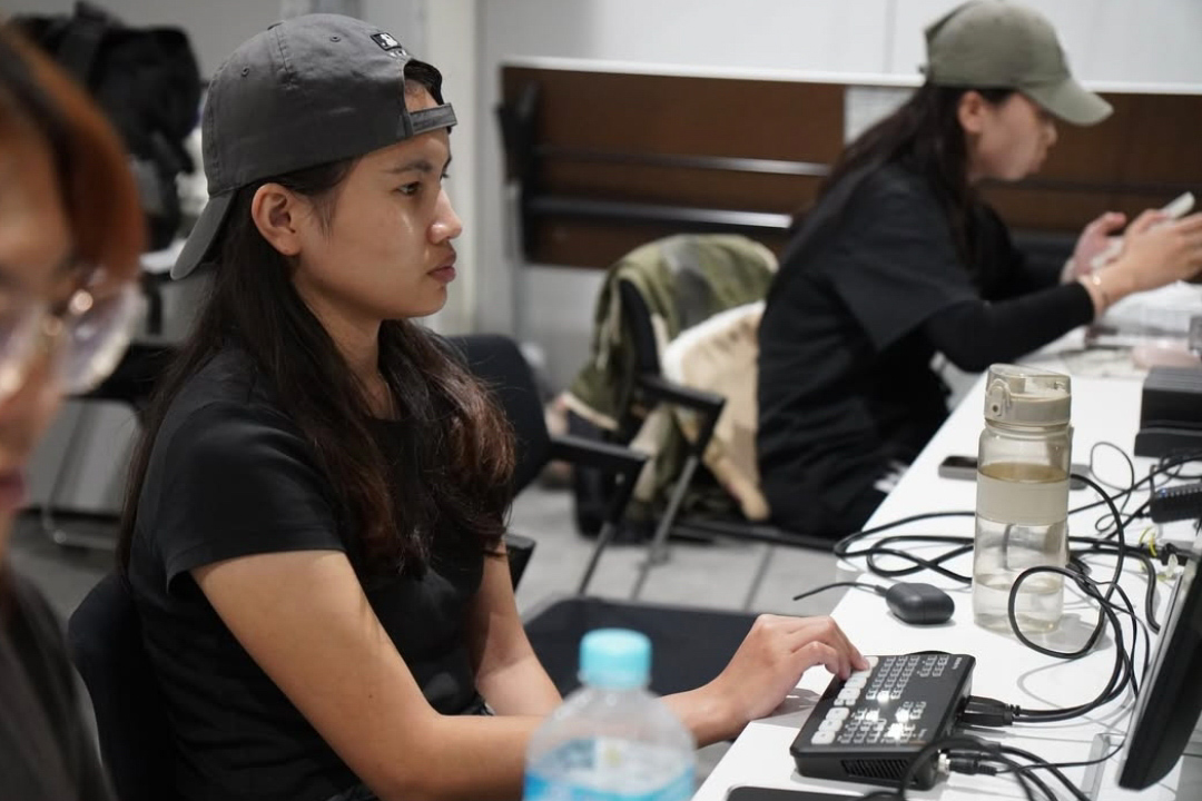 導播工作照。國體大產經系提供